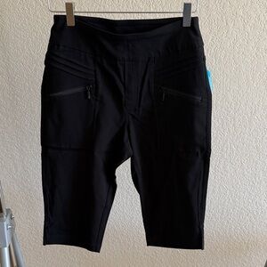 GGBlue Black Knee-Length Shorts size 6 NWT